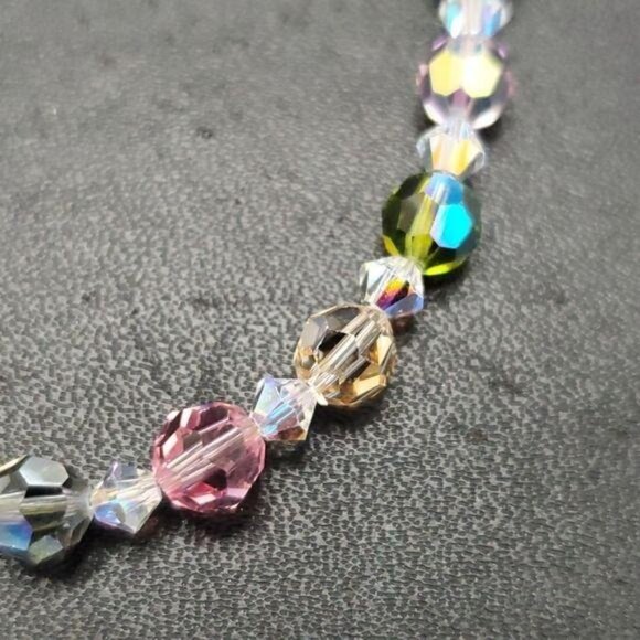 *Sale* Multi colored crystal bracelet - Picture 3 of 12
